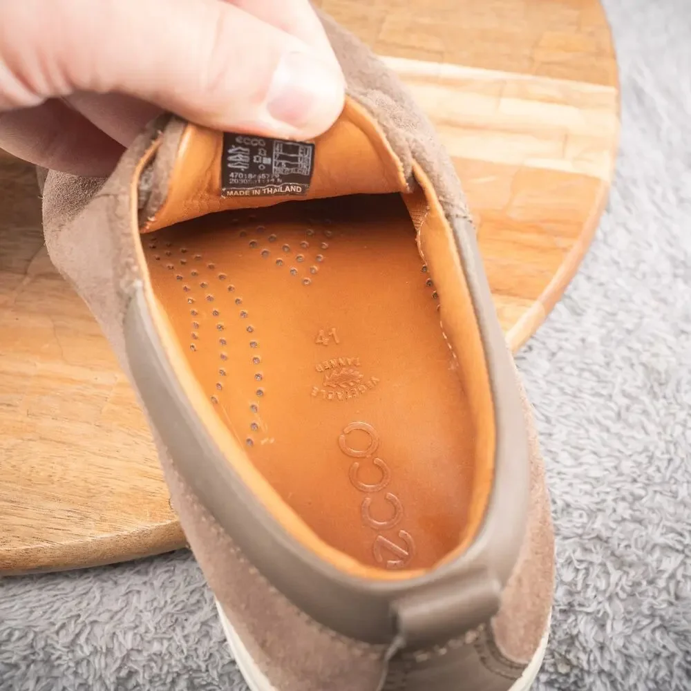 ECCO Men's Soft 7‎ Tan Suede Wallaby Sneaker Size US 7
